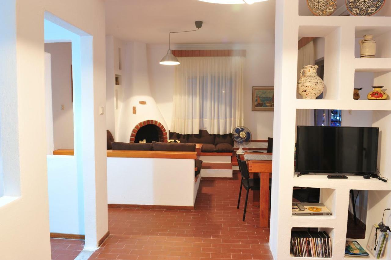 Apartment 99 Nea Peramos  Luaran gambar